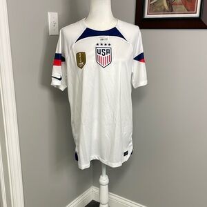 United States Nike Soccer Jersey USA Womens Size Large NWOT MLS Futbal Dri Fit